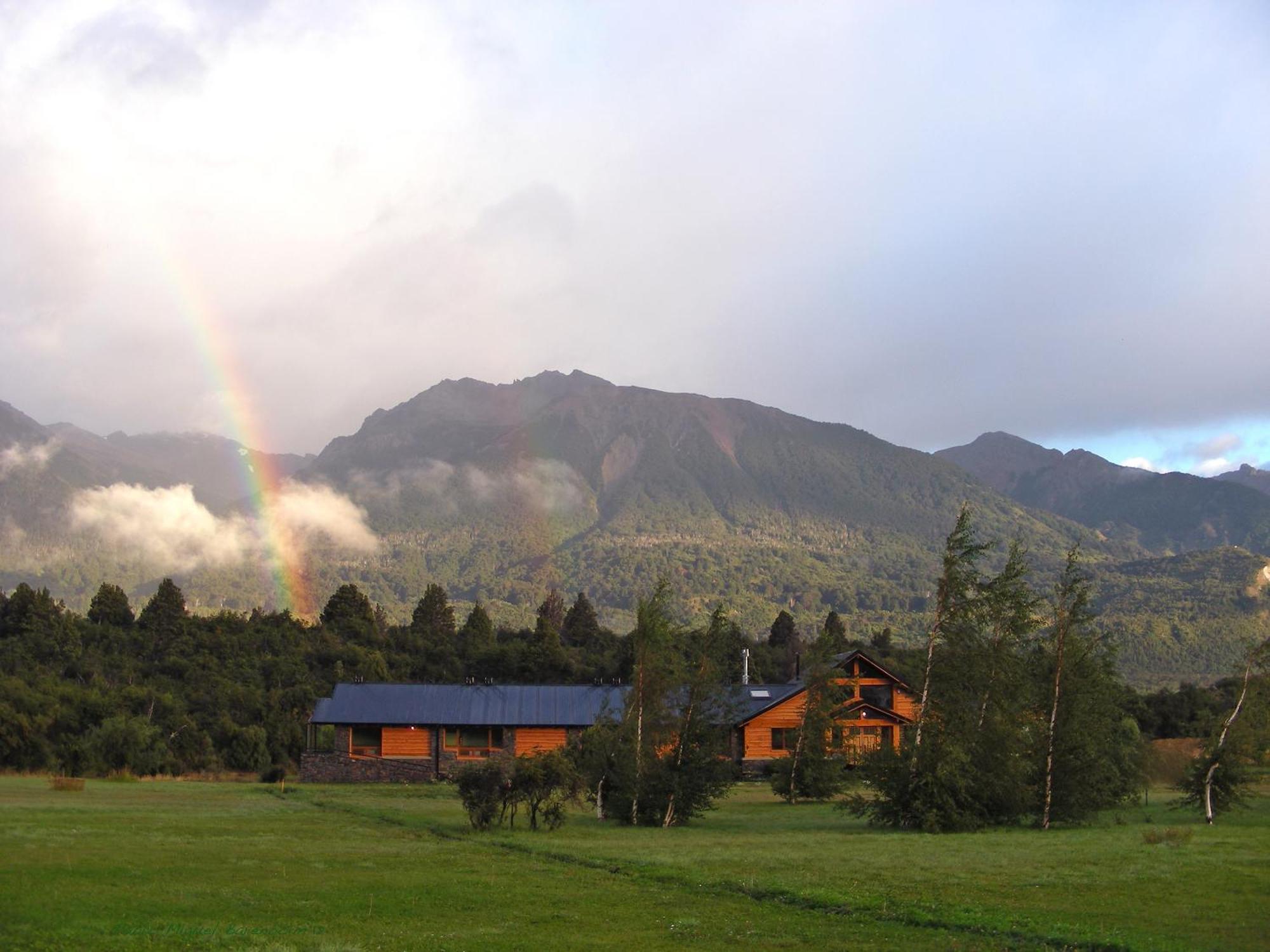 Hosteria Ruca Kitai Вилья-Лаго-Ривадавия Экстерьер фото