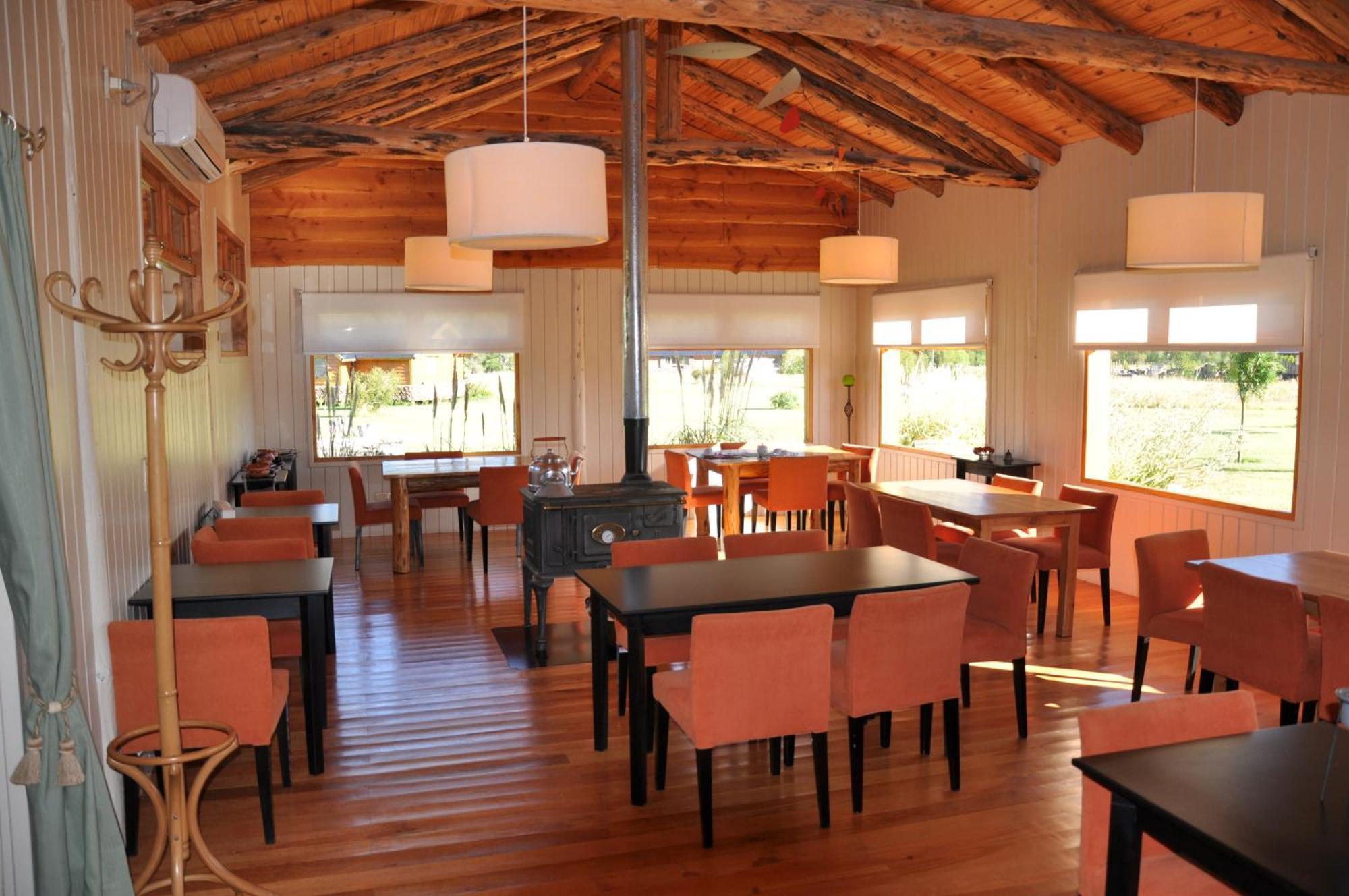 Hosteria Ruca Kitai Вилья-Лаго-Ривадавия Экстерьер фото